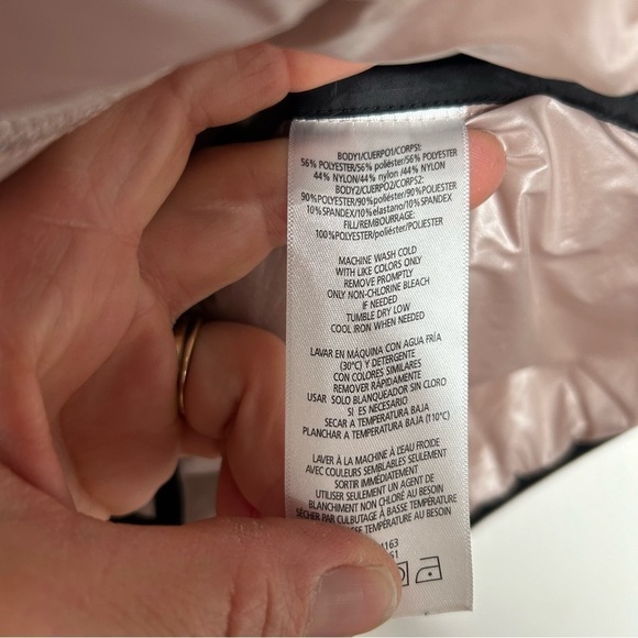 Calvin Klein Performance Women’s Puffer Pink & Black Zip Up Vest Size XS. - Picture 4 of 5